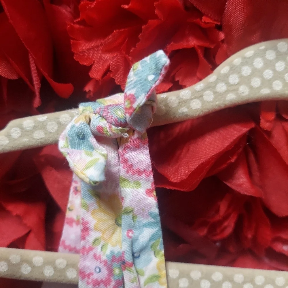 OSH KOSH  Size 3T Floral Dress Stain on waistband